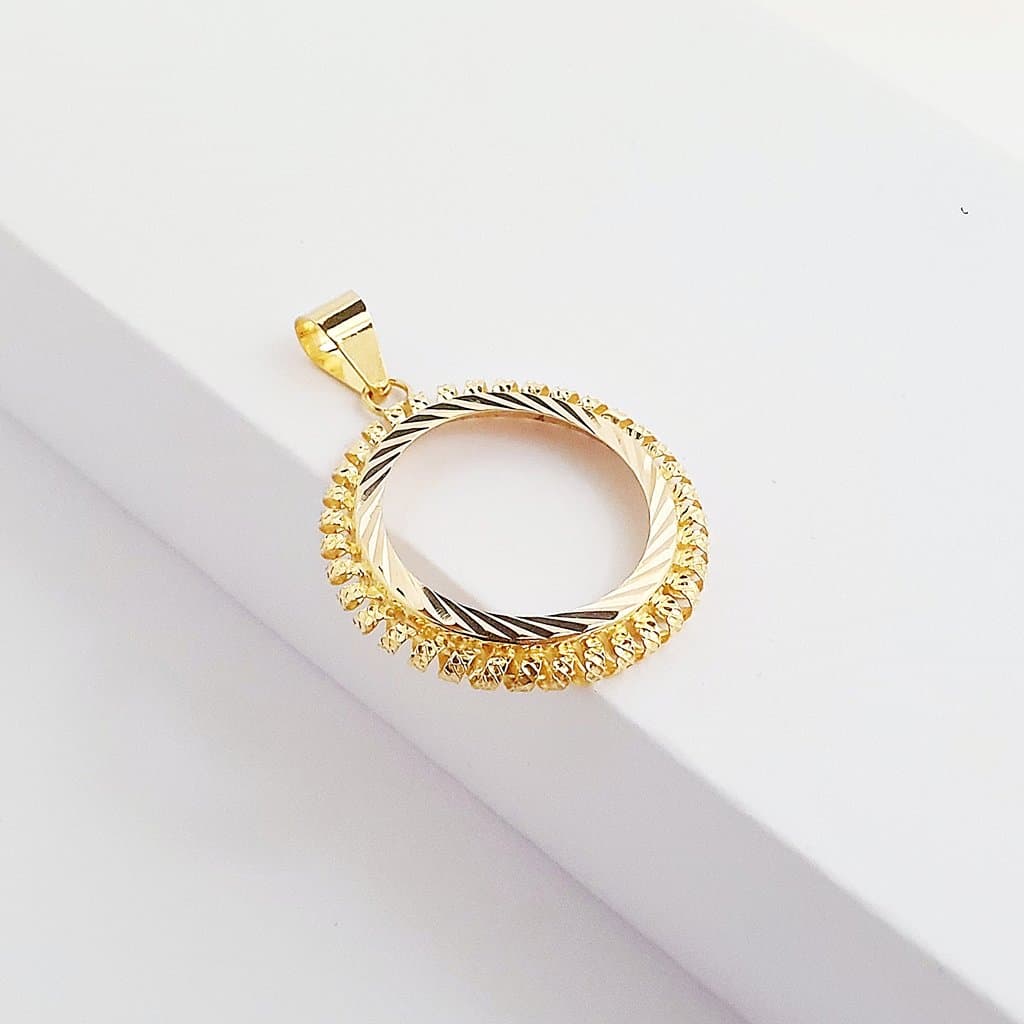 Fließender Bogenform Anhänger